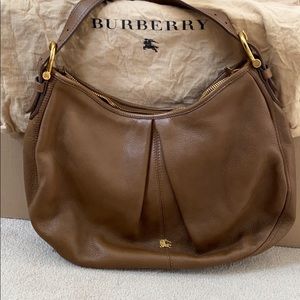 💕SALE 💕Authentic Burberry leather hobo bag